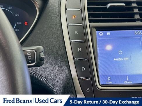 Used 2020 Lincoln Nautilus Premier image 18