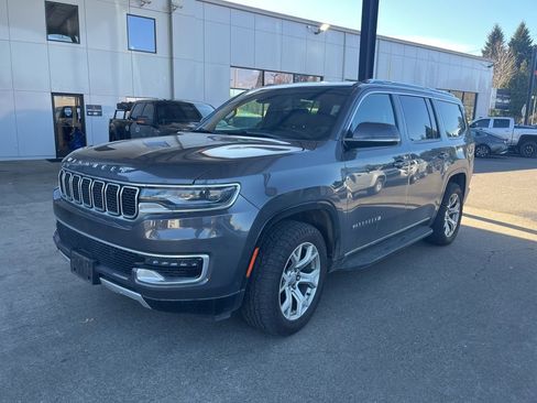 Used 2022 Jeep Wagoneer Series II image 3