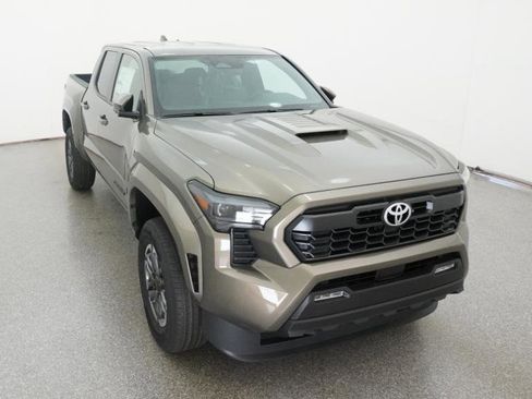Used 2025 Toyota Tacoma TRD Sport image 17