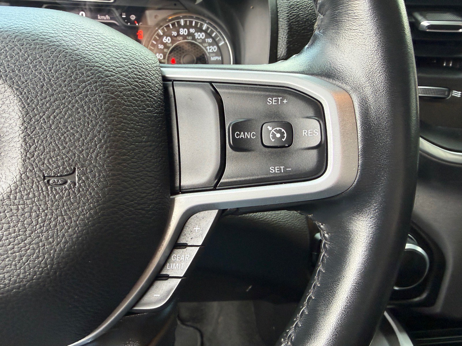 Used 2023 RAM 1500 Big Horn AWD/4WD image 33