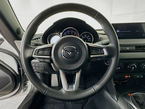 Used 2024 MAZDA MX-5 Miata Club RWD image 14