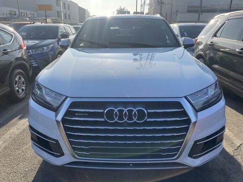 Used 2018 Audi Q7 3.0T Premium Plus w/ Premium Plus Package image 3