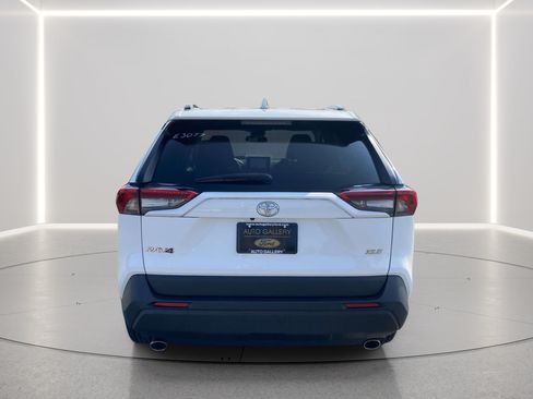 Used 2023 Toyota RAV4 XLE w/ Convenience Package FWD image 3