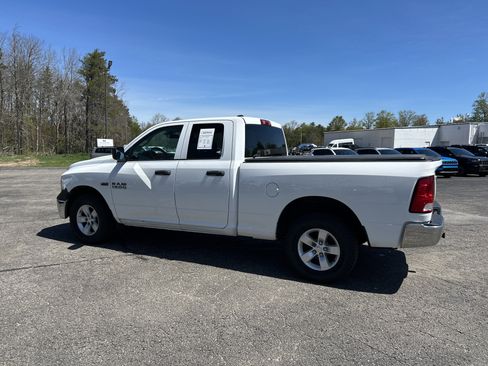 Used 2018 RAM 1500 ST w/ SXT Appearance Group AWD/4WD image 5
