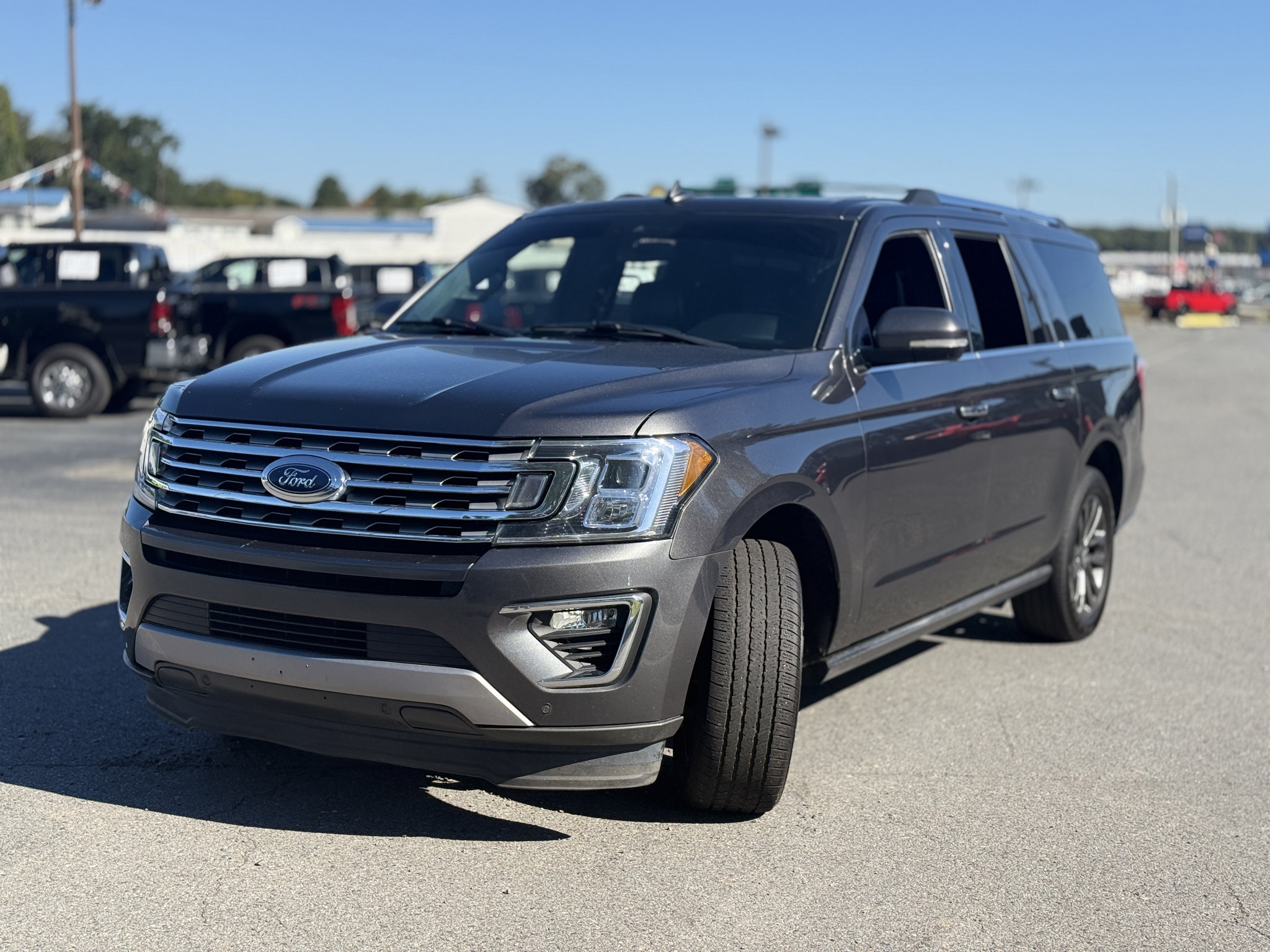 Used 2021 Ford Expedition Max Limited RWD image 3