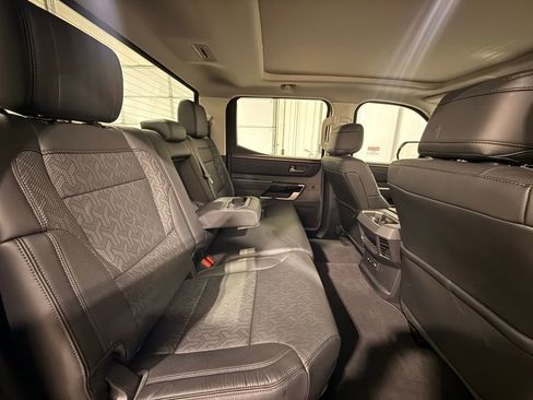 Used 2024 Toyota Tundra Limited image 31