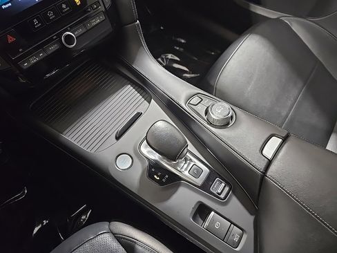 Used 2023 INFINITI QX55 Essential image 14