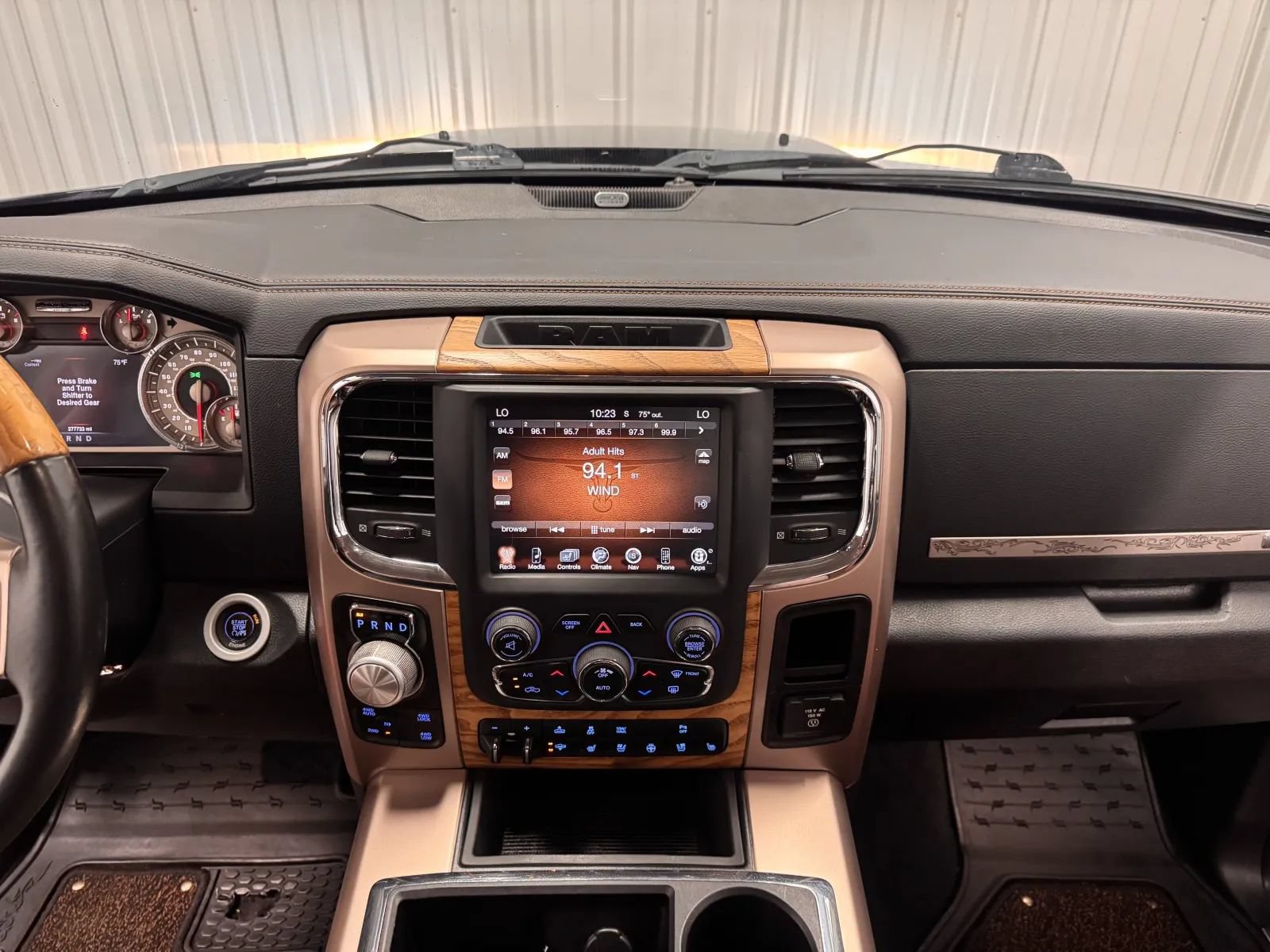 Used 2013 RAM 1500 Laramie Longhorn w/ Convenience Group AWD/4WD image 31