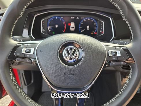 Certified 2021 Volkswagen Jetta SEL FWD image 26