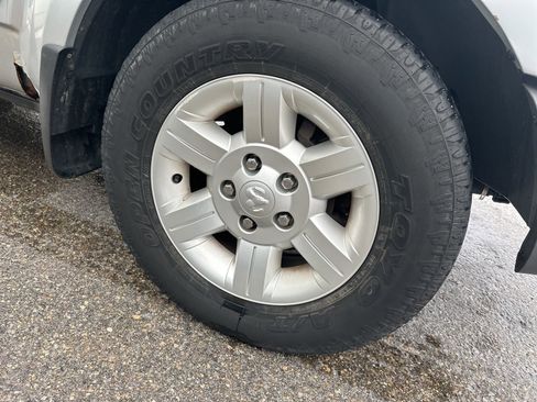 Used 2005 Dodge Durango SXT image 4