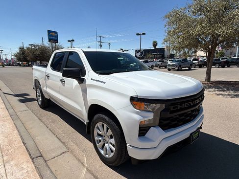 Used 2023 Chevrolet Silverado 1500 Custom image 6