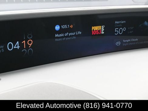 Used 2025 Lincoln Nautilus Reserve w/ Jet Appearance Package AWD/4WD image 10
