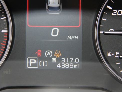 Certified 2025 Subaru Crosstrek 2.0i Premium AWD/4WD image 23