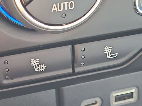 Used 2022 Chevrolet Tahoe RST w/ Luxury Package image 28