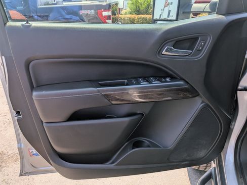 Used 2017 GMC Canyon SLE w/ SLE Convenience Package AWD/4WD image 14