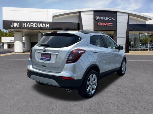 Used 2018 Buick Encore Essence w/ Experience Buick Package FWD image 7