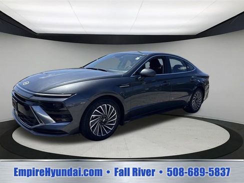 Used 2024 Hyundai Sonata SEL FWD image 1