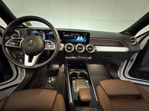 Used 2022 Mercedes-Benz GLB 250 GLB 250 image 17