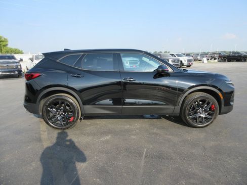 Certified 2025 Chevrolet Blazer LT w/ Redline Edition FWD image 5