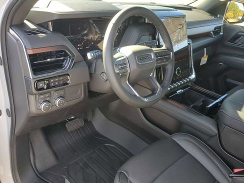 New 2026 GMC Yukon Denali w/ Sun & Power Step Package image 15