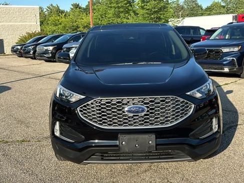 Used 2024 Ford Edge SEL w/ Convenience Package AWD/4WD image 6