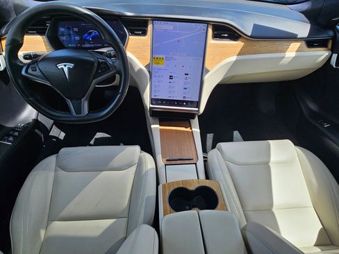 Used 2020 Tesla Model S Long Range Plus AWD/4WD image 22