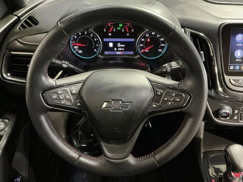 Used 2022 Chevrolet Equinox RS w/ RS Leather Package image 24