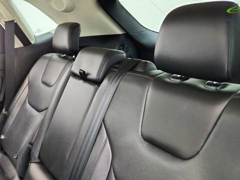 Used 2020 Ford Edge Titanium w/ Equipment Group 301A FWD image 31