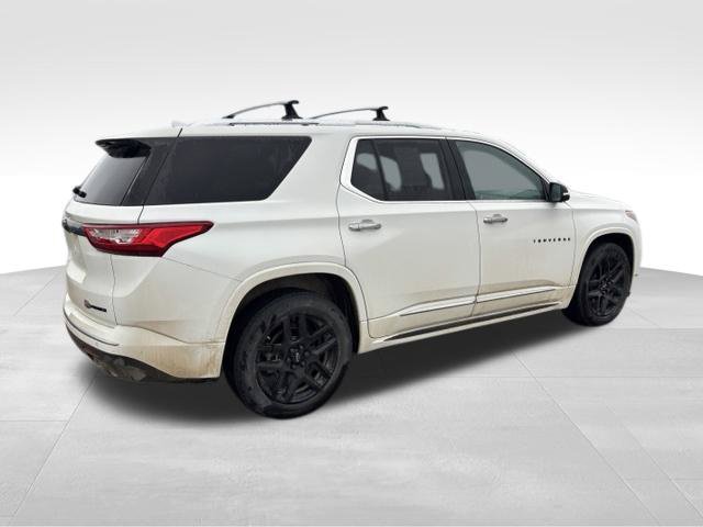 Used 2021 Chevrolet Traverse Premier w/ LPO, 'HIT The Road' Package AWD/4WD image 5