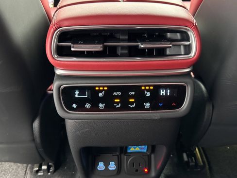 New 2025 Genesis GV80 3.5T e-SC image 16