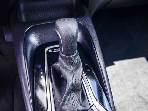 Used 2025 Toyota Corolla SE image 21