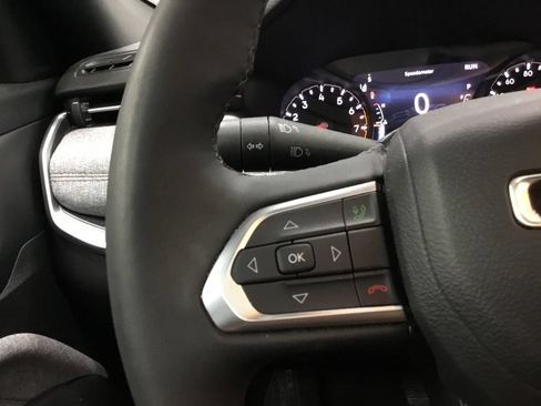 Used 2023 Jeep Compass Latitude w/ Sun and Sound Group AWD/4WD image 36