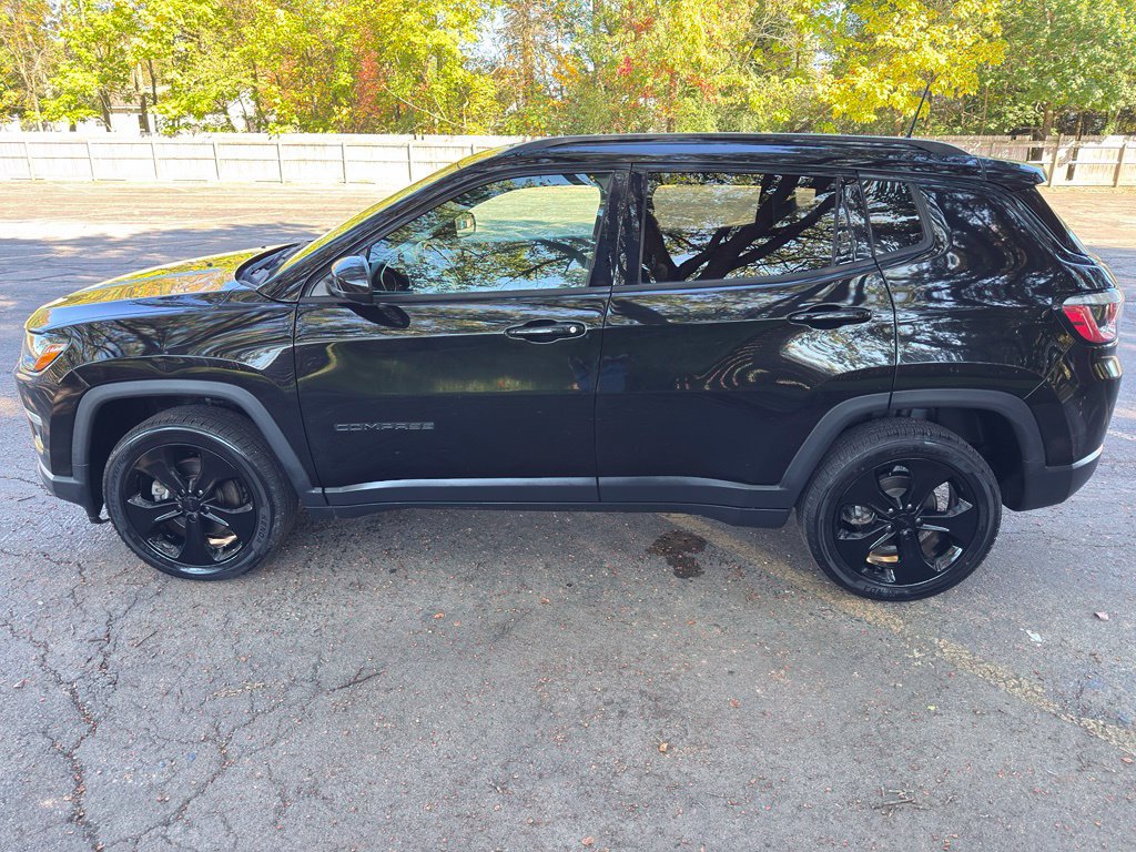 Used 2019 Jeep Compass Latitude AWD/4WD image 12