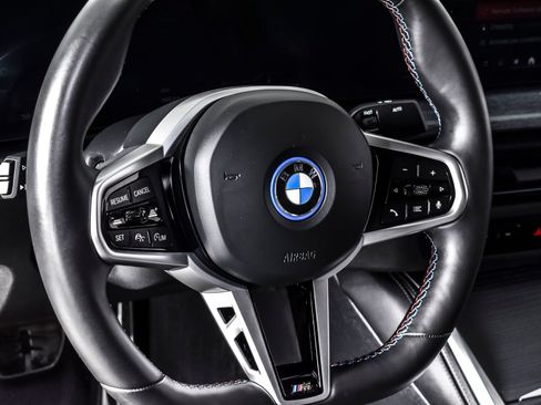 Used 2025 BMW i4 M50 w/ Premium Package AWD/4WD image 16