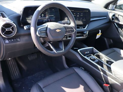 New 2026 Chevrolet Equinox LT w/ Convenience Package II image 6