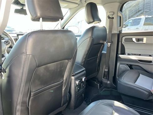 Used 2023 Ford Explorer XLT w/ Equipment Group 202A image 20