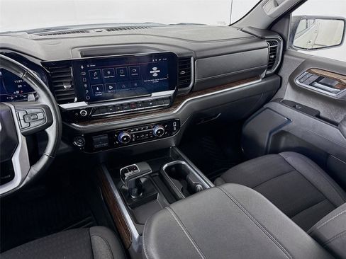 Certified 2025 GMC Sierra 1500 Elevation AWD/4WD image 23