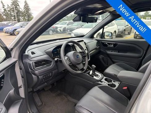 Used 2025 Subaru Forester Touring w/ Touring Package AWD/4WD image 9