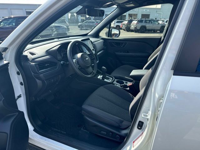 Used 2025 Subaru Forester Premium w/ Convenience Package #1 AWD/4WD image 9
