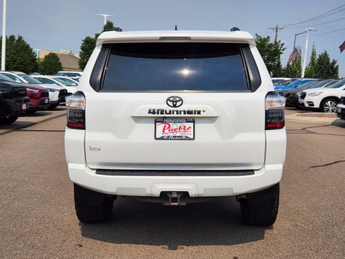 Used 2017 Toyota 4Runner SR5 Premium AWD/4WD image 14