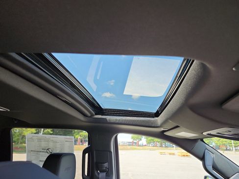 New 2026 GMC Sierra 1500 AT4 w/ AT4 Premium Package image 8