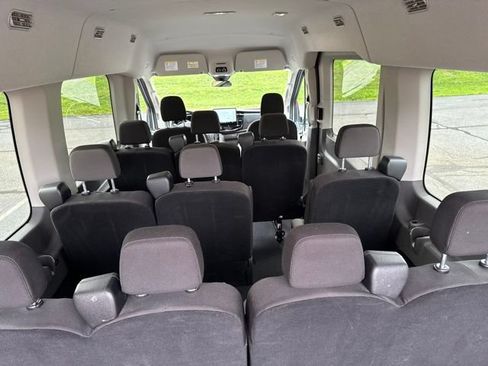 Used 2024 Ford Transit 350 XLT RWD image 32