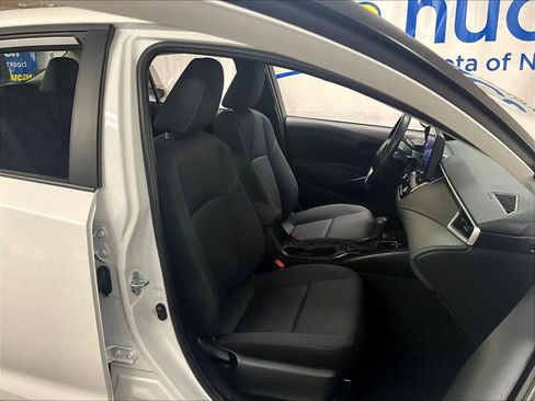 Used 2023 Toyota Corolla LE image 11