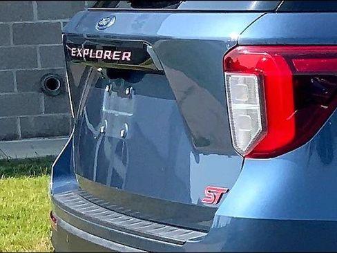 Used 2020 Ford Explorer ST w/ ST Street Pack AWD/4WD image 6
