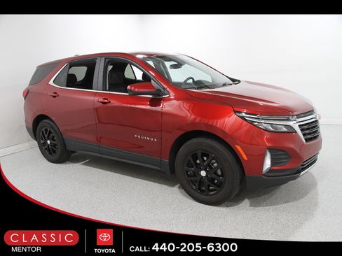 Used 2024 Chevrolet Equinox LT FWD image 1
