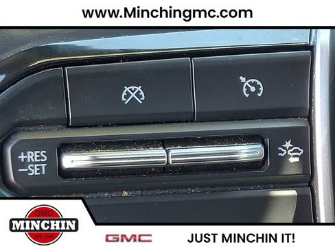 Used 2024 Chevrolet Colorado ZR2 w/ ZR2 Convenience Package III AWD/4WD image 23