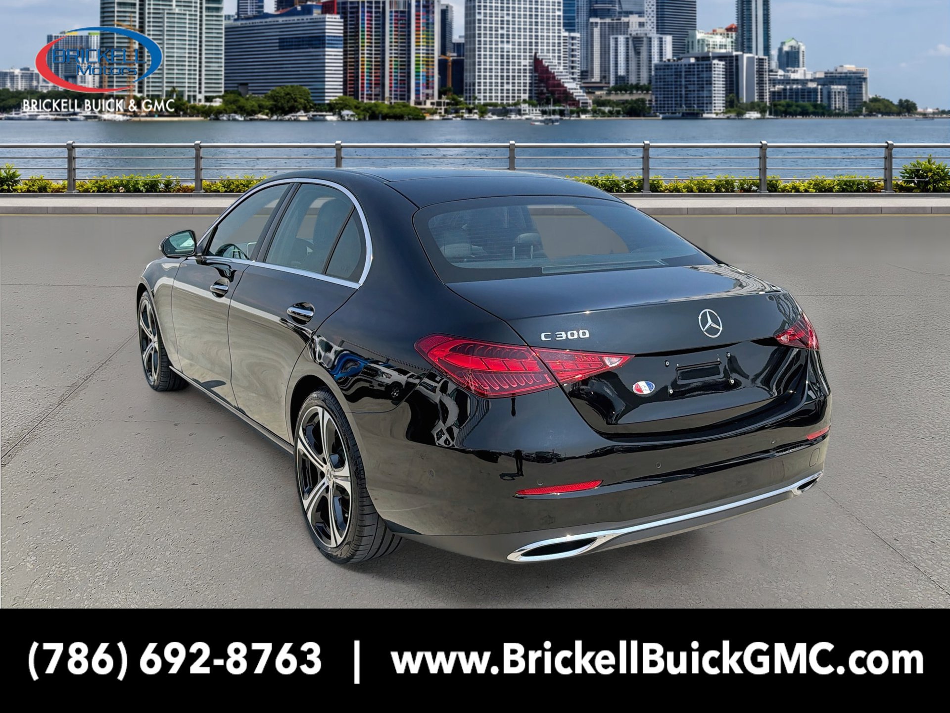 Used 2025 Mercedes-Benz C 300 Sedan image 3