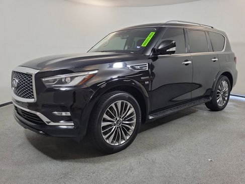 Used 2018 INFINITI QX80 2WD w/ Driver Assistance Package image 3