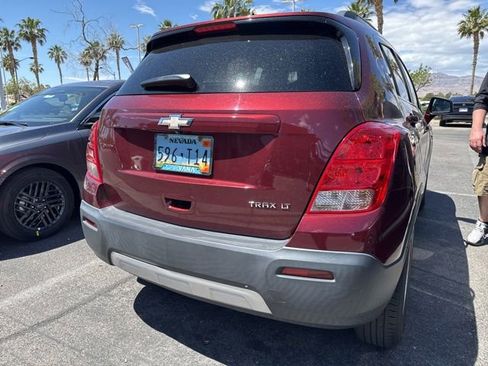 Used 2016 Chevrolet Trax LT FWD image 4