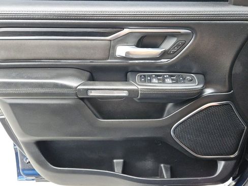 Used 2024 RAM 1500 Laramie AWD/4WD image 25